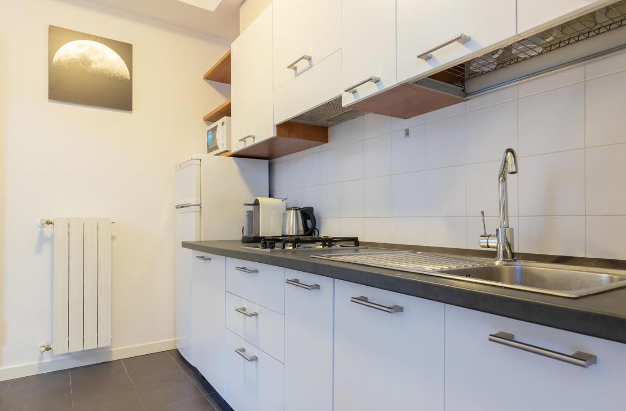 20Mins From Duomo - Renovated Apt Near City Center Apartment Milan Exterior photo
